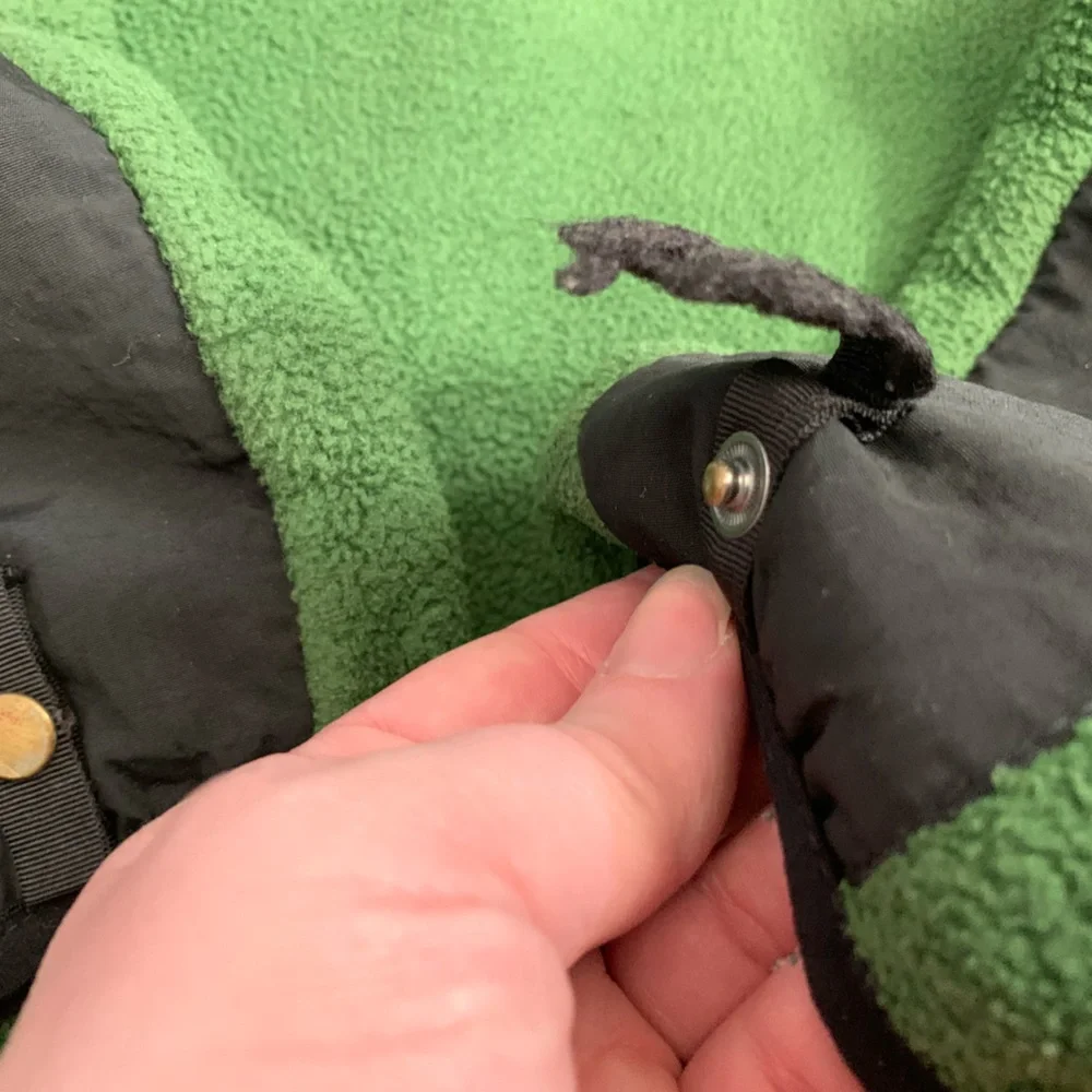 The North Face boys green and black fleece full zip jacket size 14-16 - Picture 5 of 5